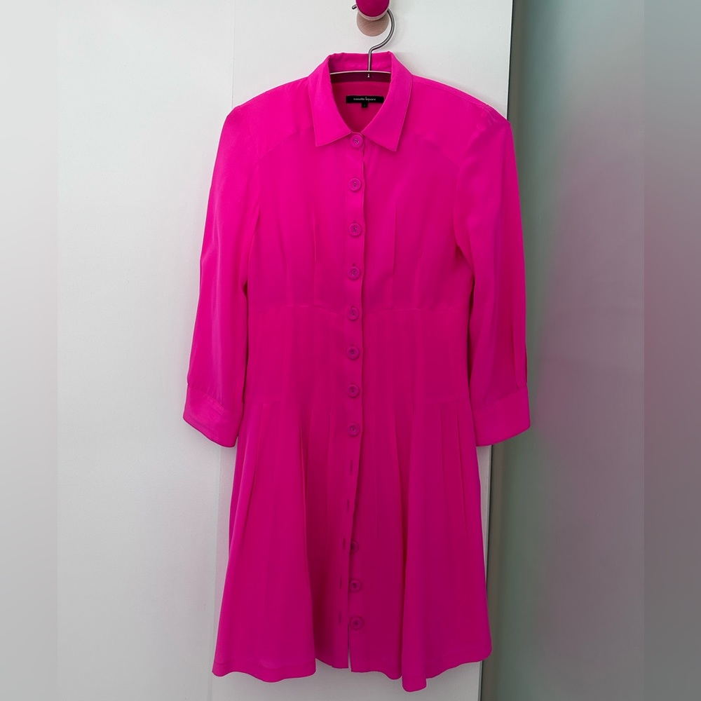 NANETTE LEPORE neon pink button front
Heartbreaker silk shirt dress US SZ 2
